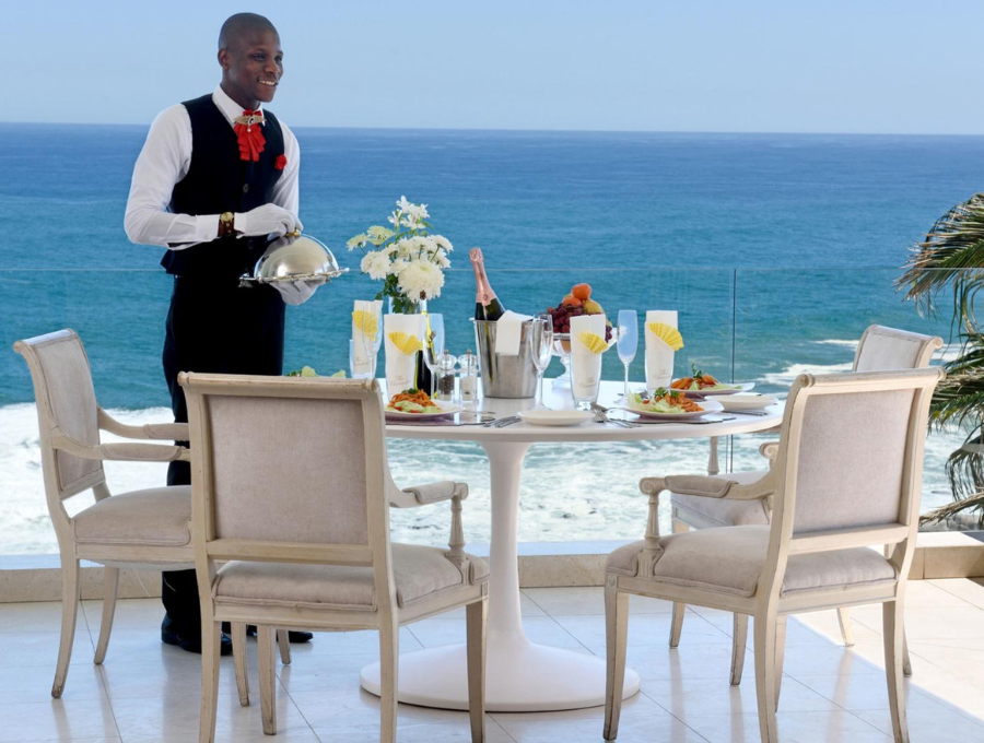 THE CLARENDON BANTRY BAY - STANDARD ROOM